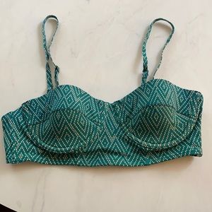 Urban Outfitters - Out From Under -Swim top Medium